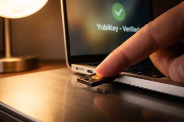 YubiKey: Hardware Security Key for Crypto and MFA